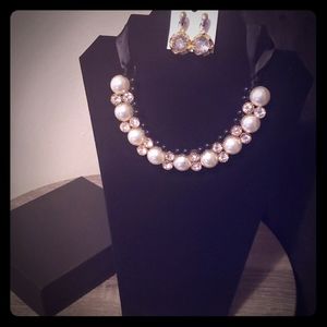 NIB Black/Pearl/Gold Rhinestone Necklace/Earrings